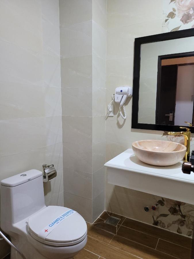 Khach San Yen Chau Hotel Chau Doc Exterior photo